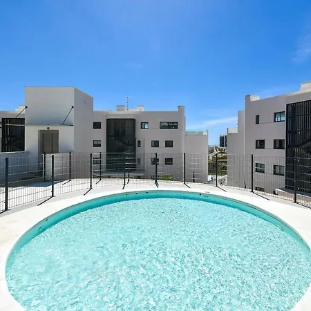 Solmalaga ~ Luxury Gem ~ Pool ~ Breathtaking Views Apartment *