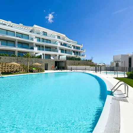 Solmalaga Seaview Pool & Parking Apartment