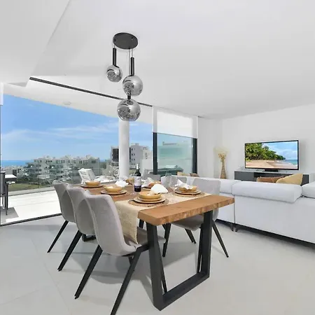 Apartment Solmalaga ~ Luxury Gem ~ Pool ~ Breathtaking Views