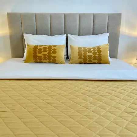 Apartment Solmalaga ~ Luxury Gem ~ Pool ~ Breathtaking Views *