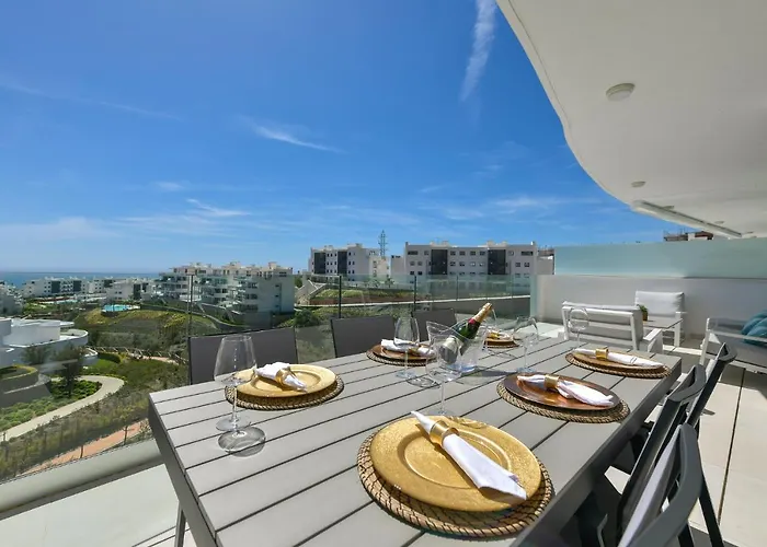 Апартаменти Solmalaga Seaview Pool & Parking *