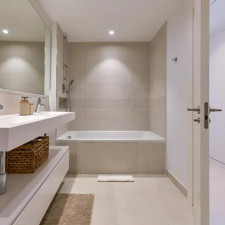 Solmalaga Seaview Pool & Parking شقة