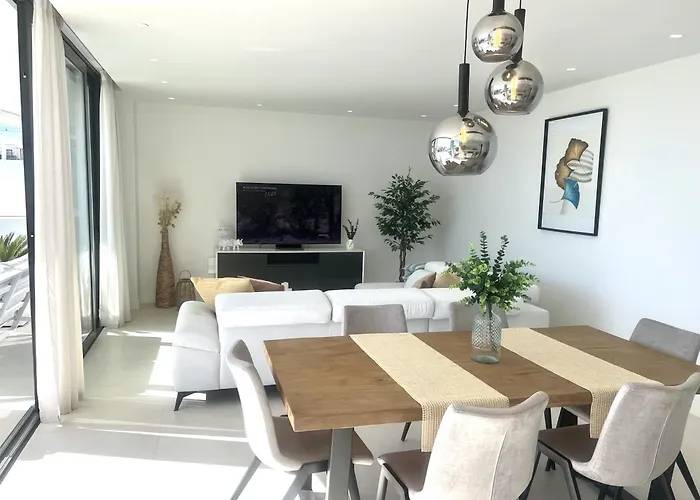 Solmalaga Seaview Pool & Parking Appartement