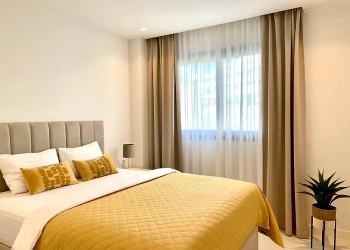 Solmalaga Seaview Pool & Parking Appartement